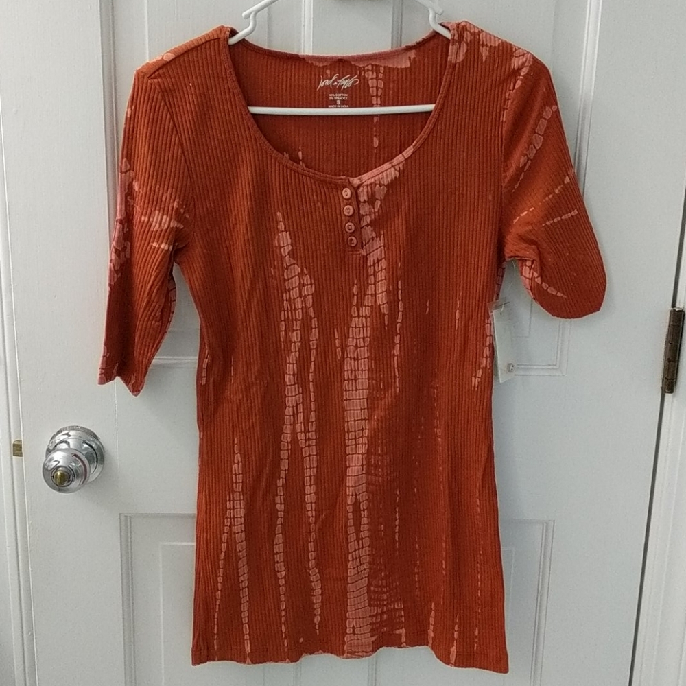 Terracotta tie-dye t-shirt